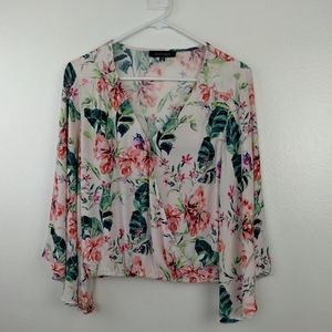 Sanctuary Top Floral Leaves Pink Green Blouse Wide Flare Sleeves Size XS
